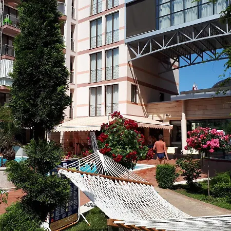 Apartment For Big Family *