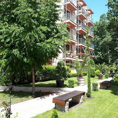 Apartment For Big Family *